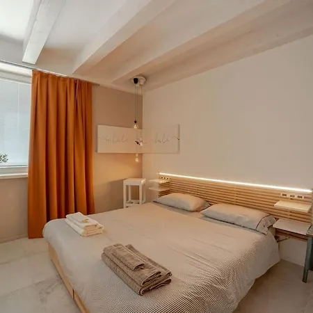 Le Scuderie Yoga Retreat